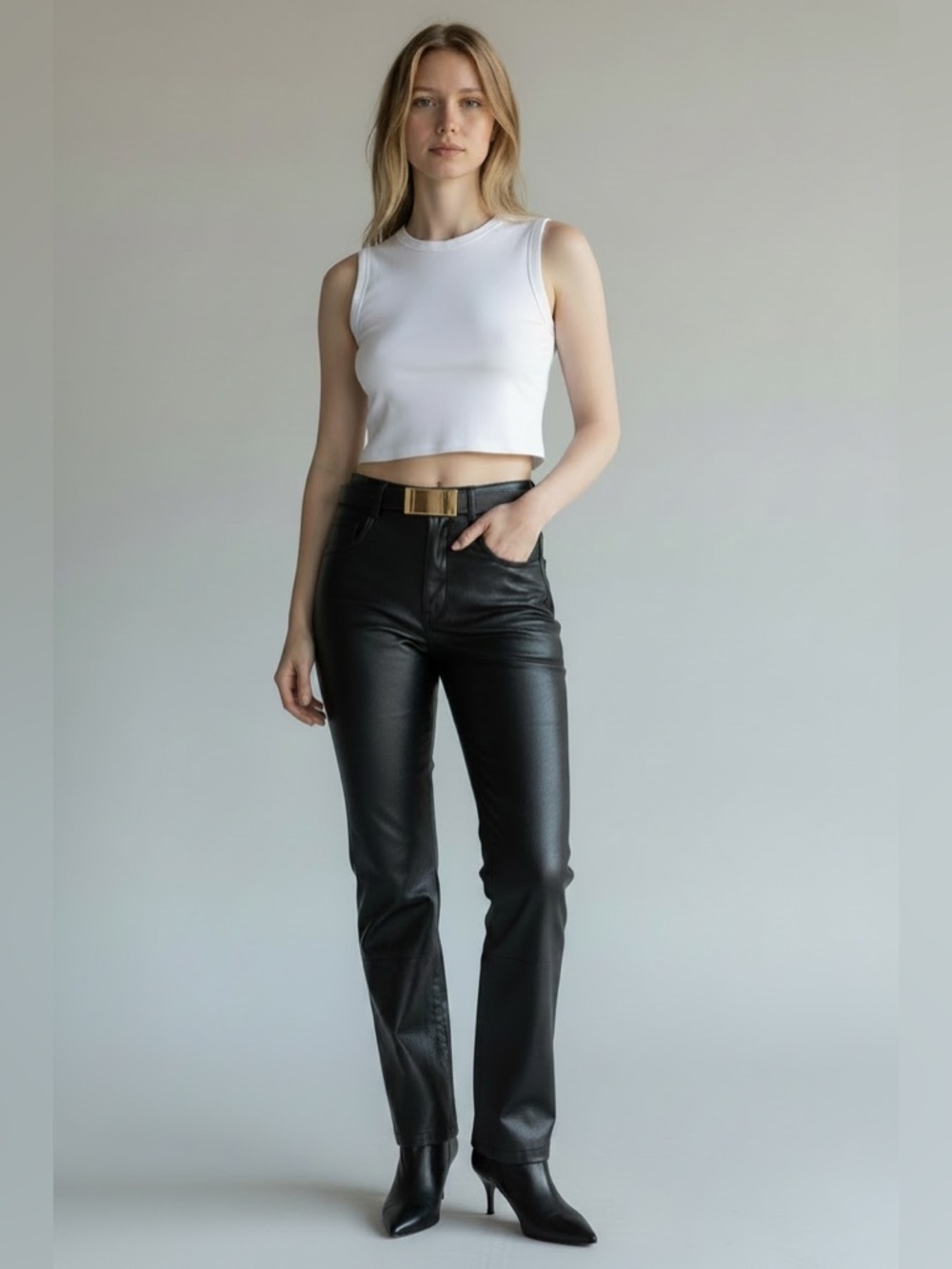 VTG Wilsons Leather Pants Size 8 Y2K
